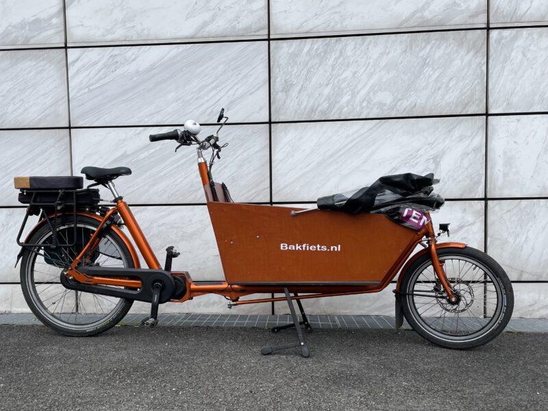 BAKFIETS Electric Cargo Bike Classic promotion location velo cargo electrique