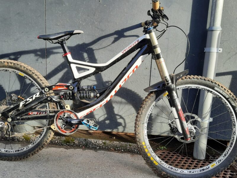 Specialized DH