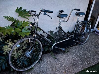 Vélo Tandem pour Adulte. Prix indiqué est pour 1/2 journée (20€ la demi-journée).