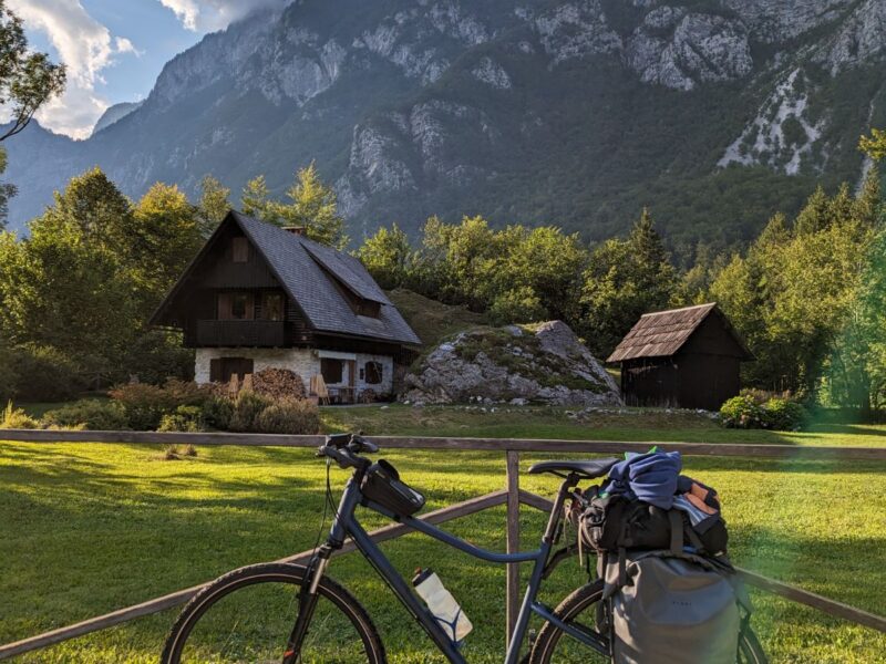 Location vélo (s) voyage avec équipements