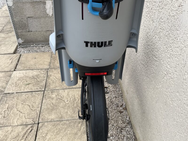 Loue vélo électrique scrapper avec siège enfant thule + casque