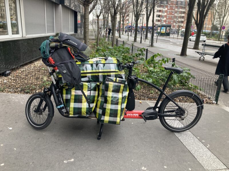 Location vélo cargo utilitaire Douze Cycles - Biporteur électrique