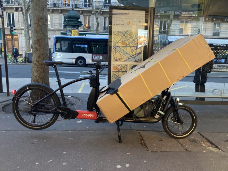 Location vélo cargo utilitaire Douze Cycles - Biporteur électrique