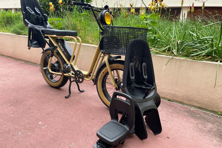 Vélo cargo compact biplace