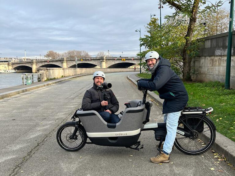 Location Vélo cargo électrique Paris Gazelle MAKKI pour tournage film ou transport adultes