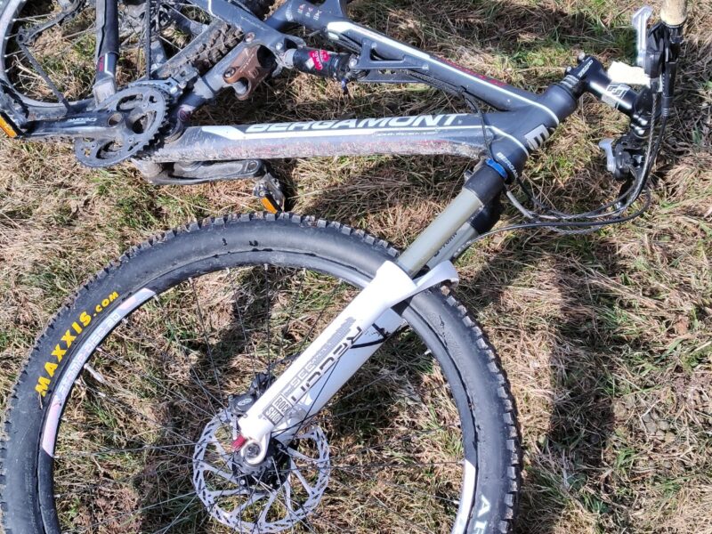Location VTT Homme Taille L – Idéal pour Aventures en montagne