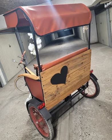 Tuk tuk ou Vélo taxi, Prix indiqué est pour une 1/2 journée (35€ la demi-journée)