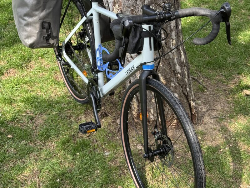 Location vélo GRAVEL taille M avec équipements inclus