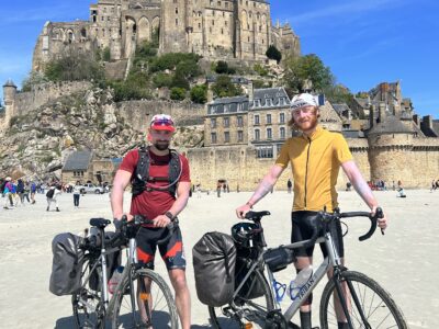 Location vélo GRAVEL taille M avec équipements inclus