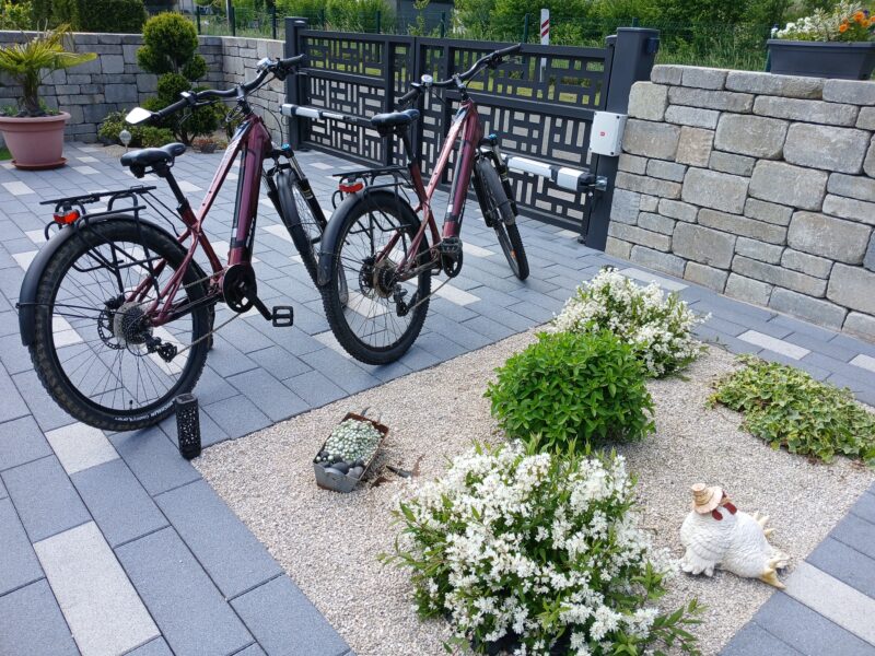 Location 2 vélos électriques VTC