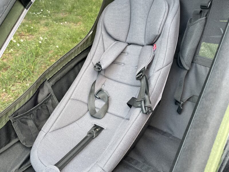 Remorque HAMAX IXPLORER + siège bébé