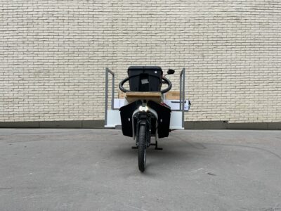 Déménager objets encombrants bureau porte manteau banc en cargo
