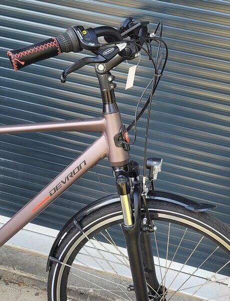 Location vélo électrique urbain de marque DEVRON