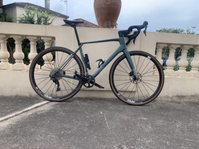 Gravel supérior bike