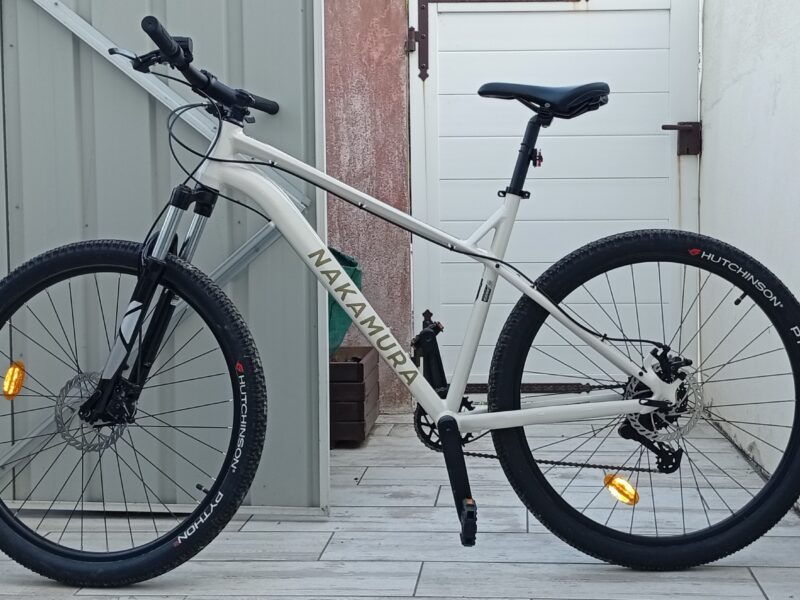 VTT Nakamura,Modèle SUMMIT 700