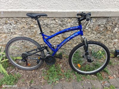 Location VTT tout-suspendu Scrapper